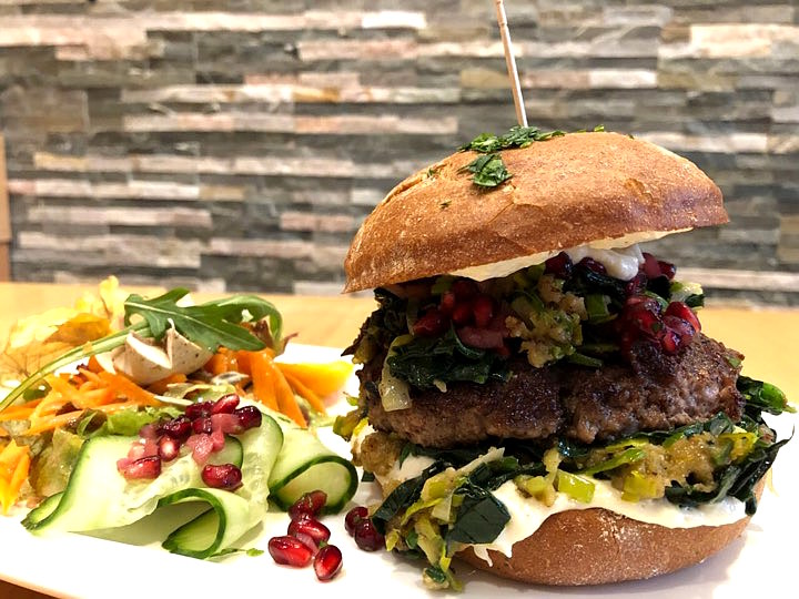 *Ausverkauft* Zu Ostern gibt es bei uns Hamburger mit Lamm-Pattie